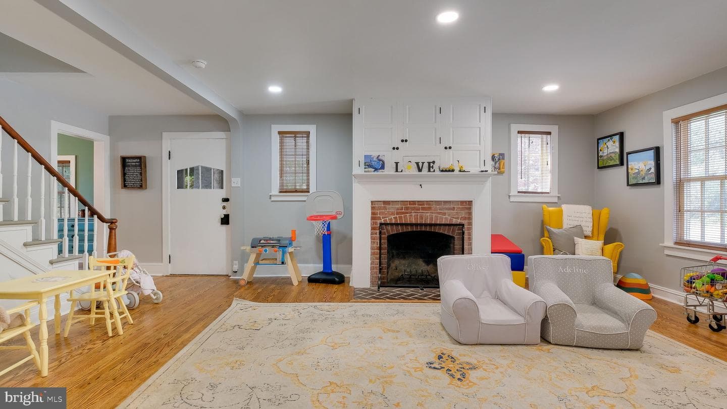 204 W Brookhaven Road photo 13