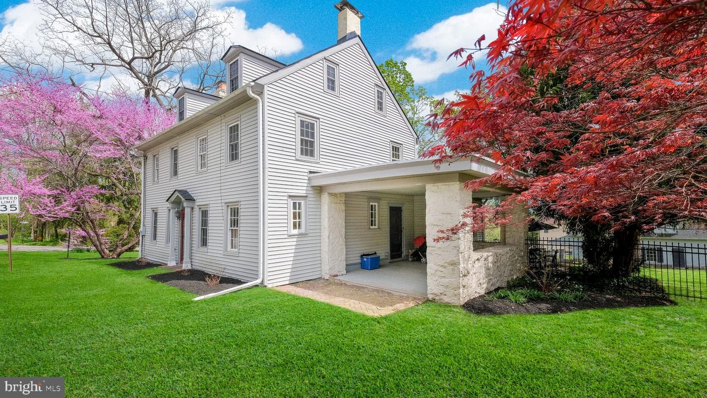 204 W Brookhaven Road photo 39