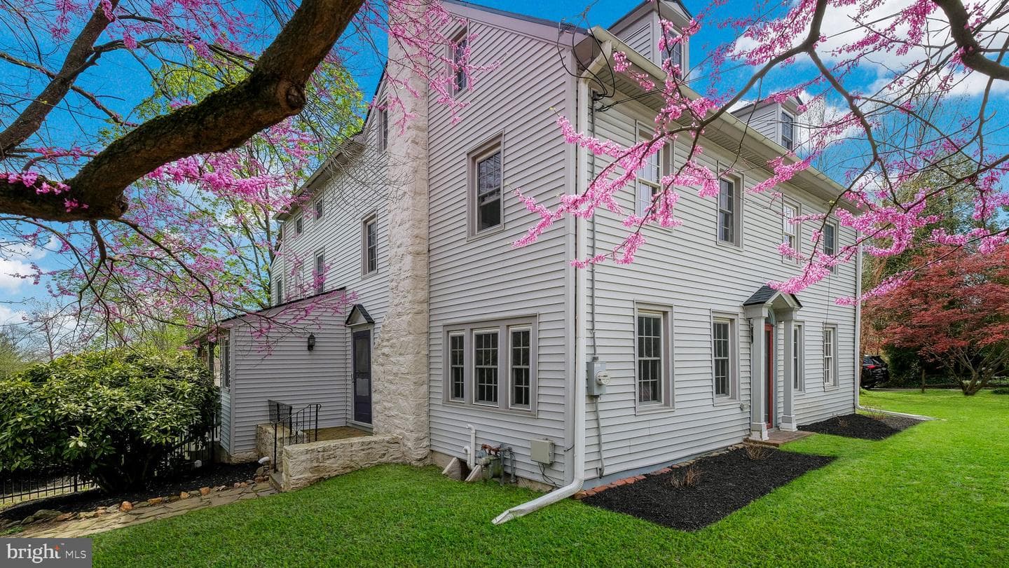 204 W Brookhaven Road photo 53