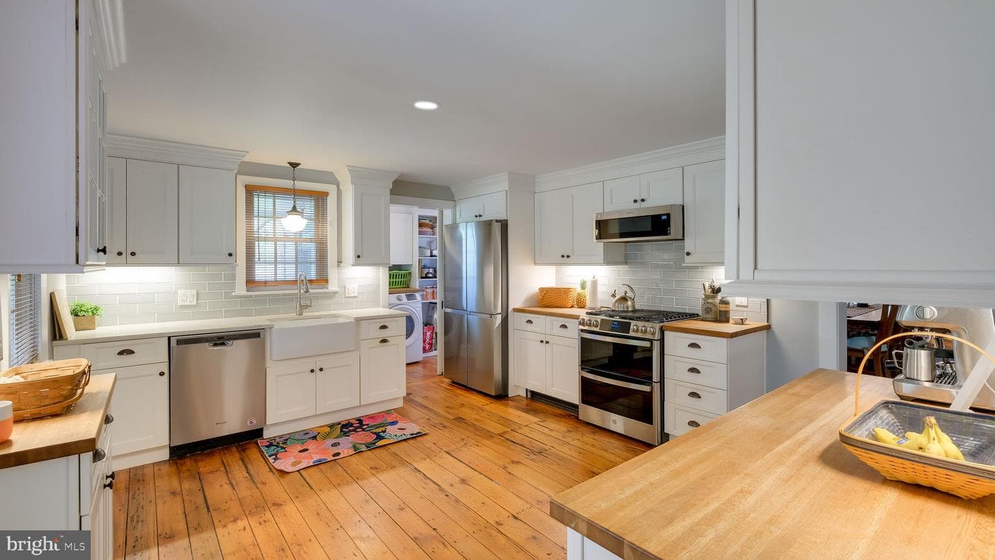 204 W Brookhaven Road photo 8