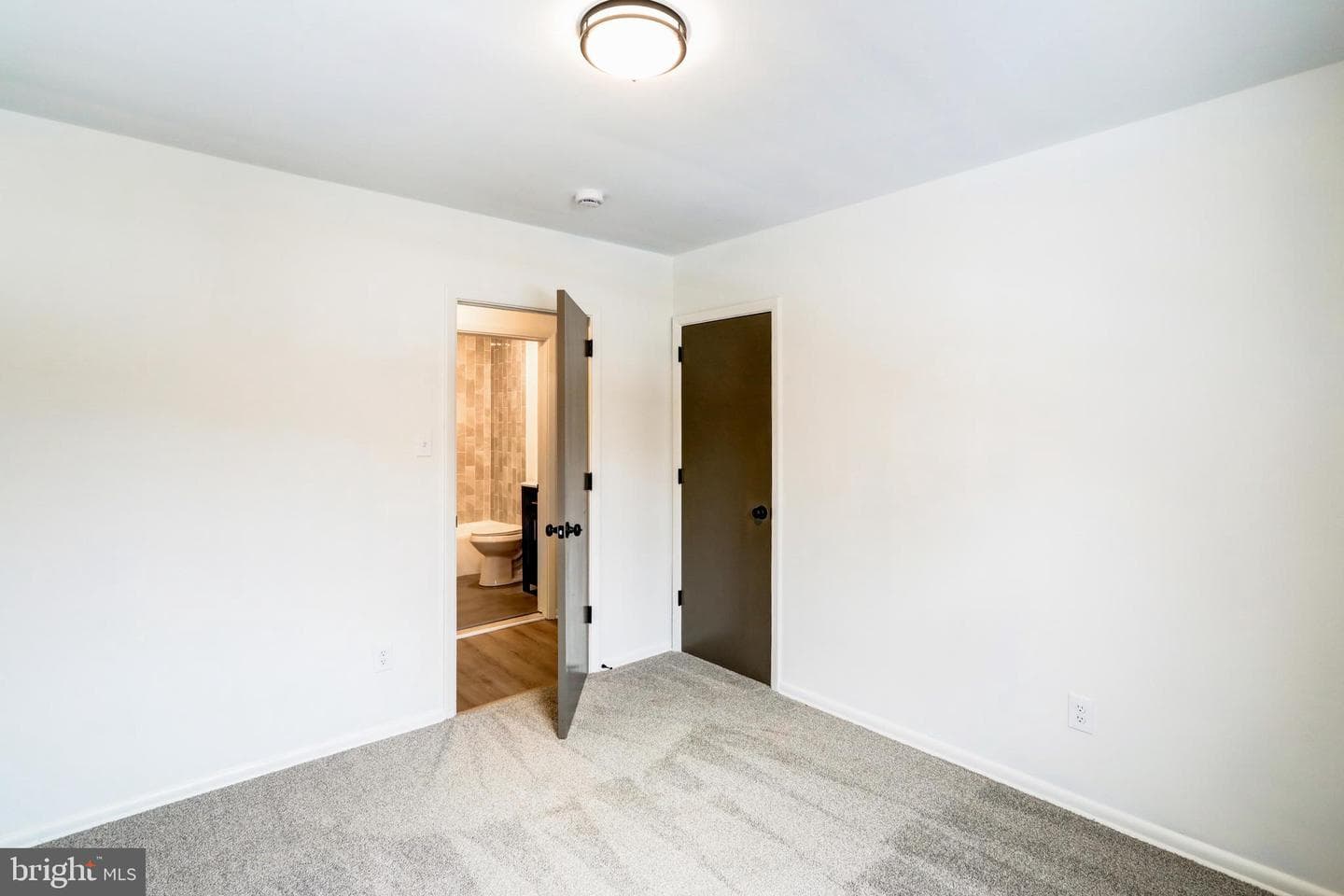 333 Golf Hills Road photo 15