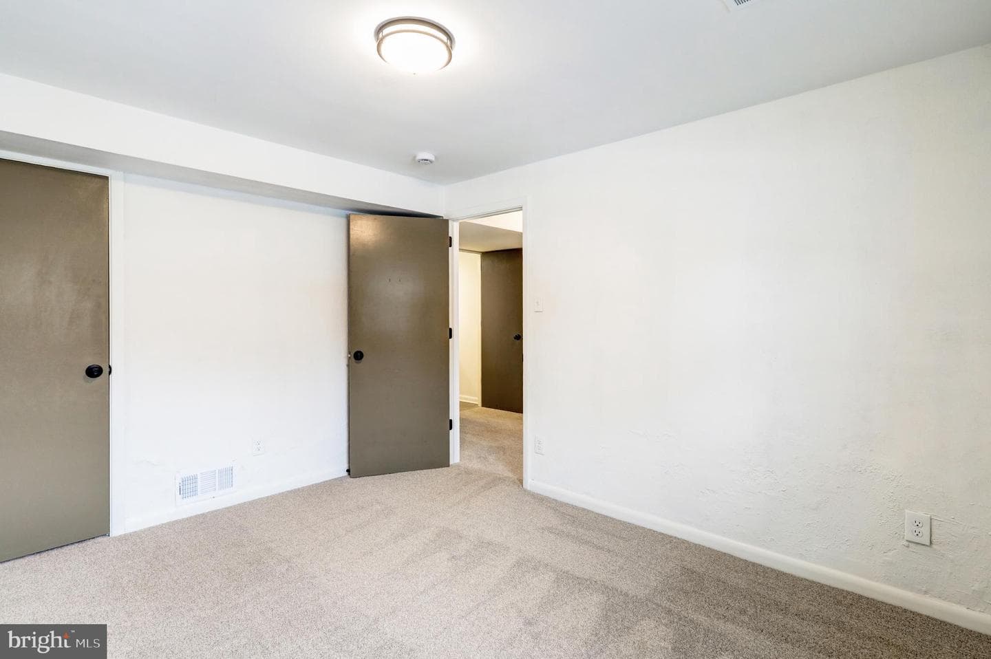 333 Golf Hills Road photo 30