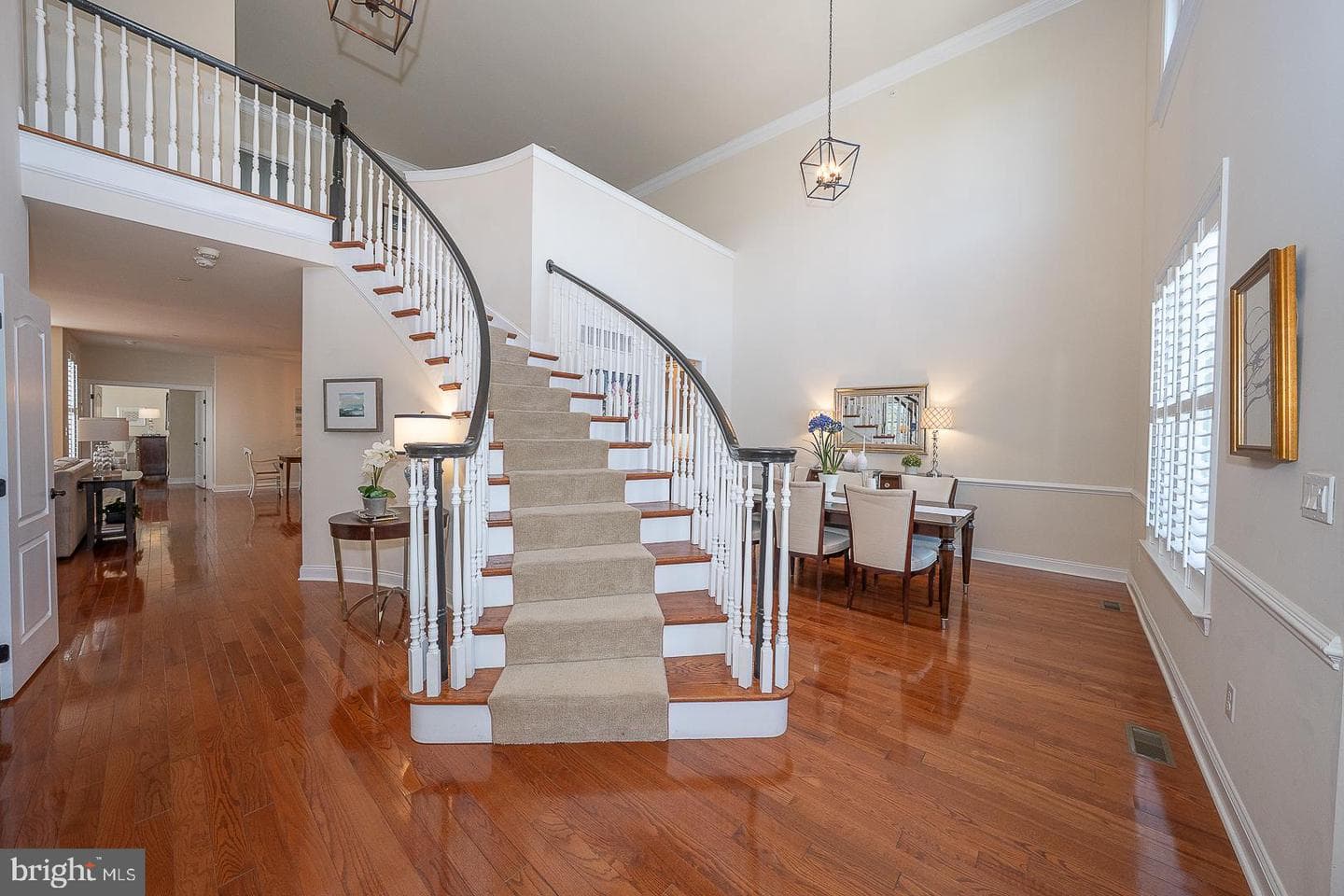 3708 Liseter Gardens photo 6