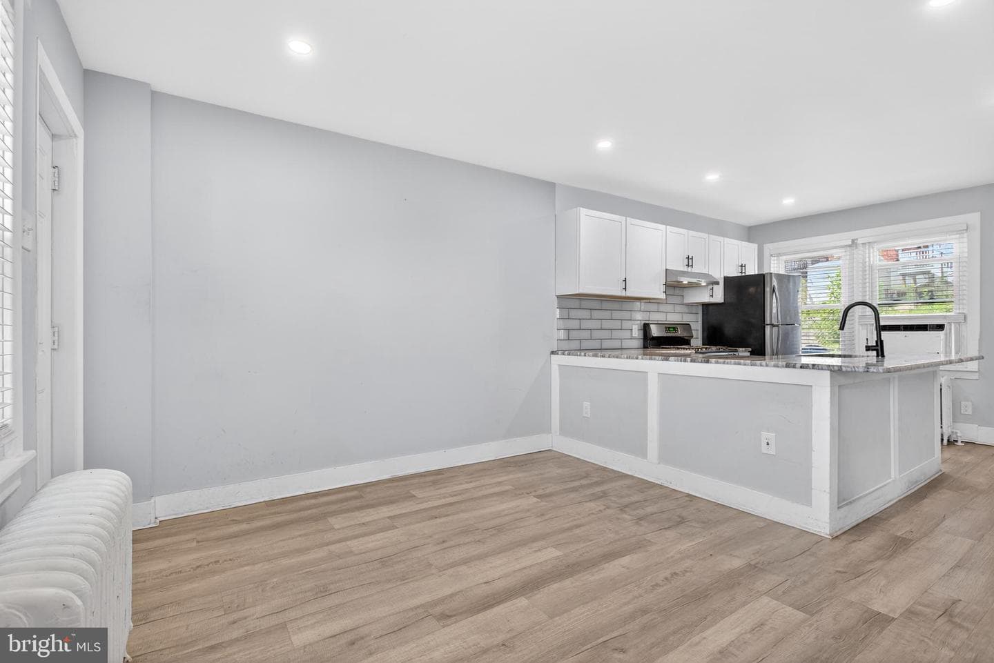 1122 W Ridge Road photo 13