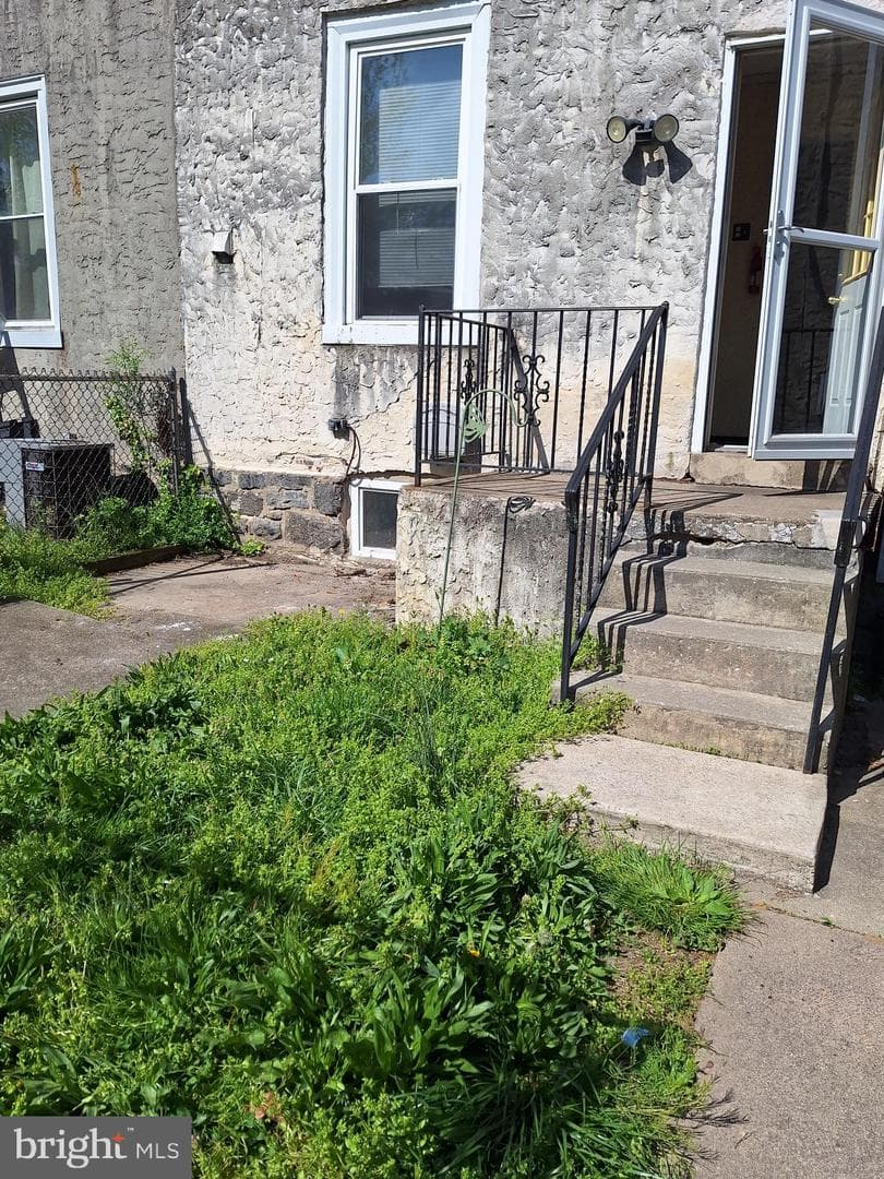 409 S 4th Street photo 24