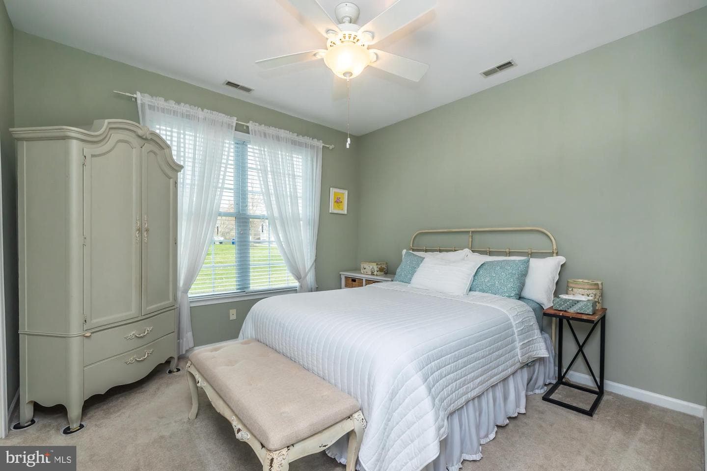 1737 Wisteria Way photo 24