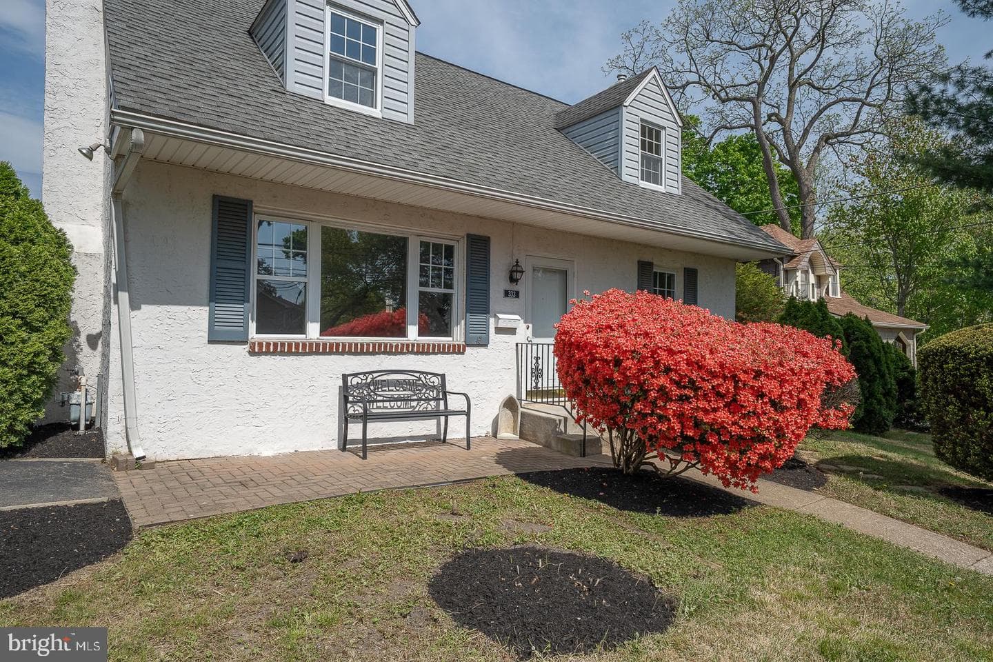 333 S Swarthmore Avenue photo 2