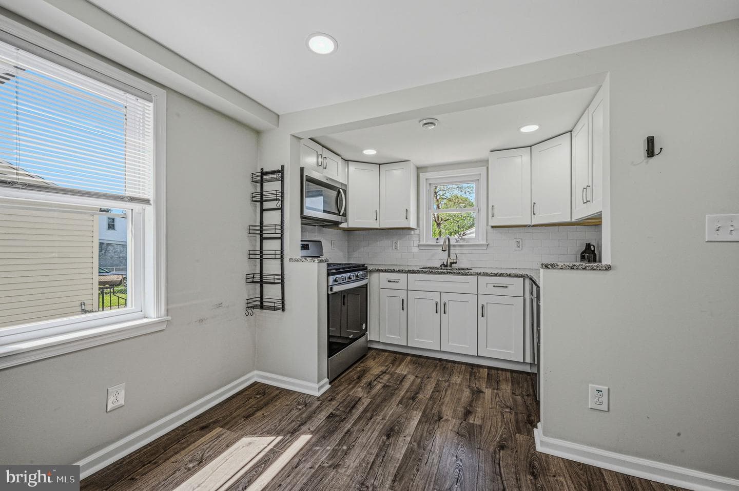 630 Taylor Avenue photo 4