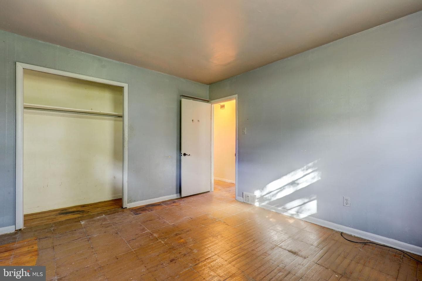 105 Garfield Avenue photo 8