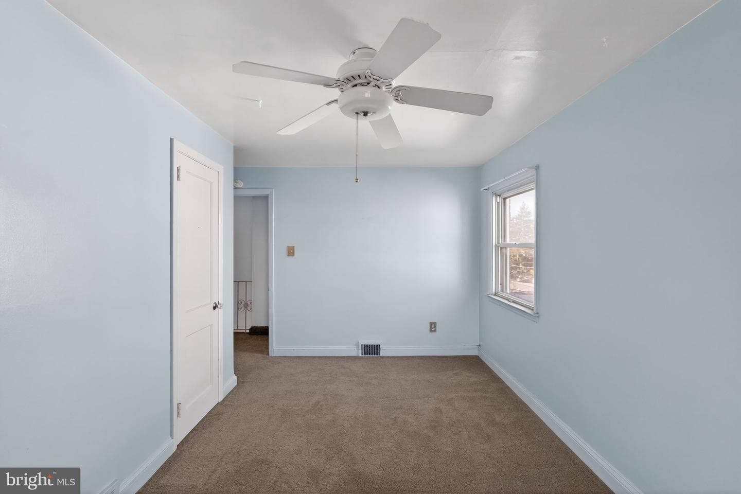 230 Windsor Avenue photo 26