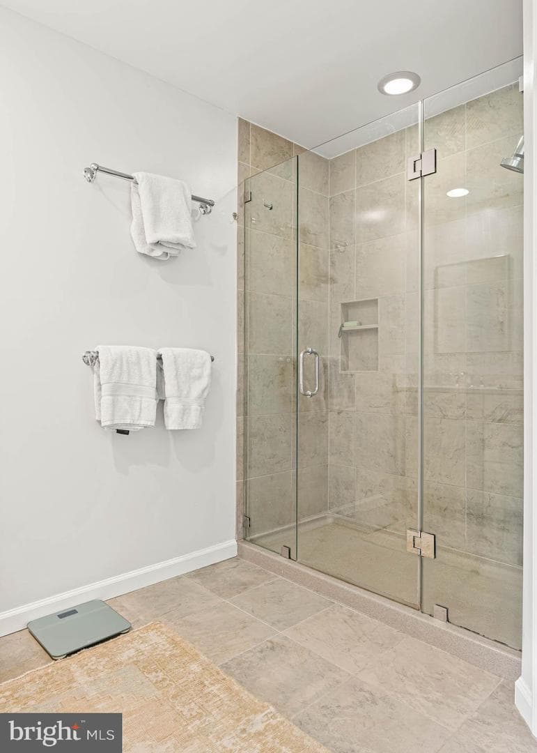119 Cambria Court photo 27