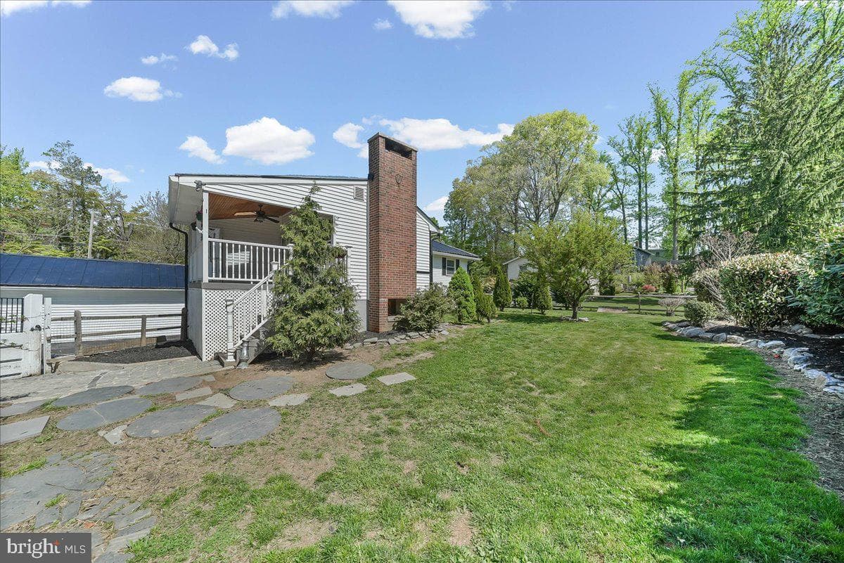 225 Chestnut Street photo 38