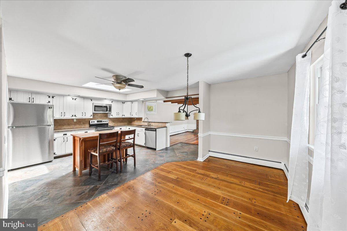 225 Chestnut Street photo 9
