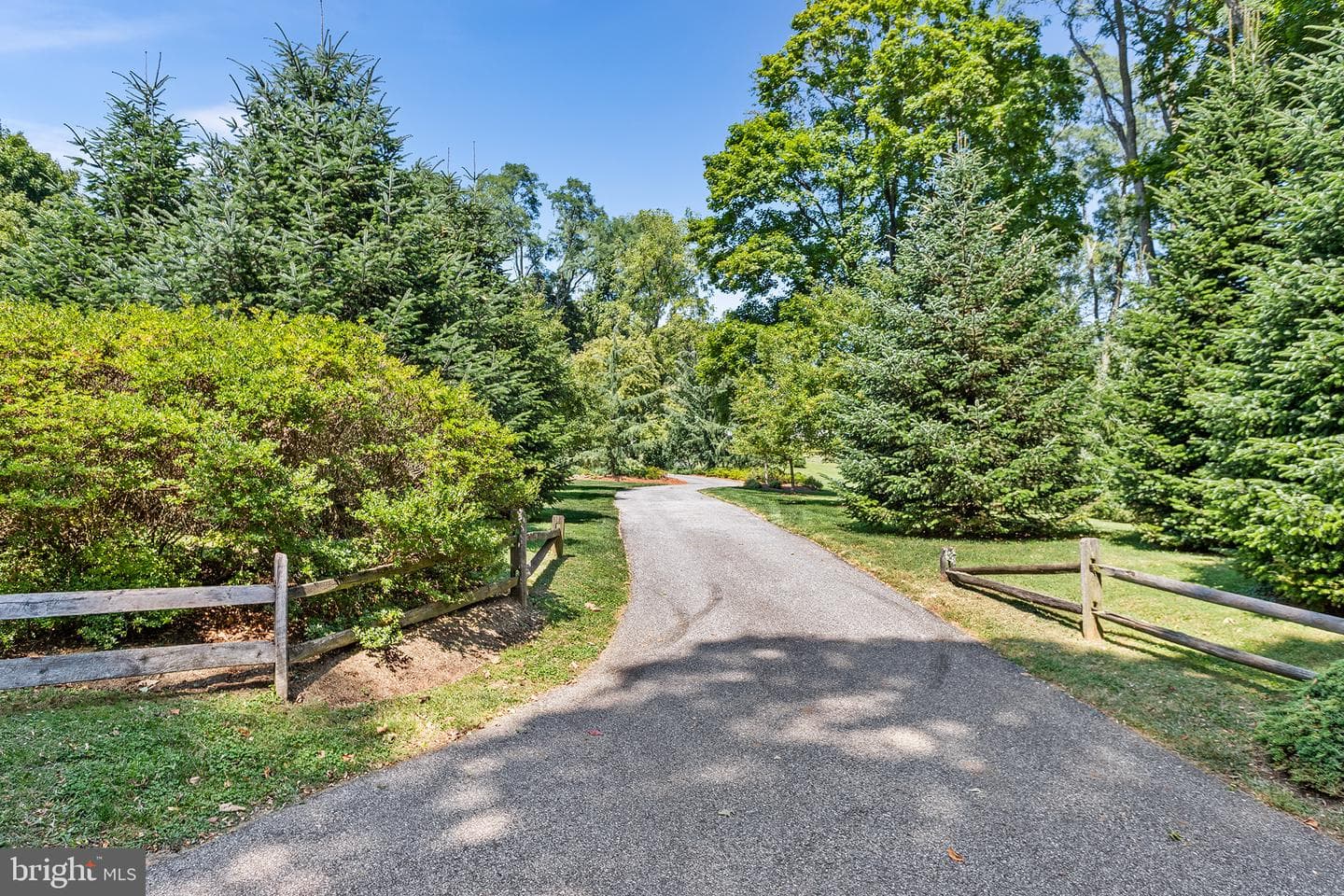 1205 Valley Road photo 6