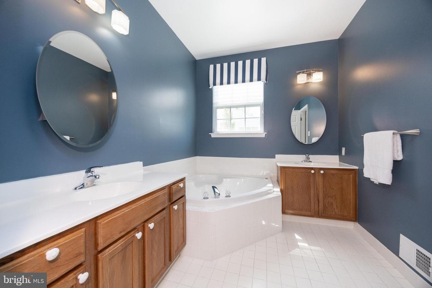 1311 Covert Court photo 24