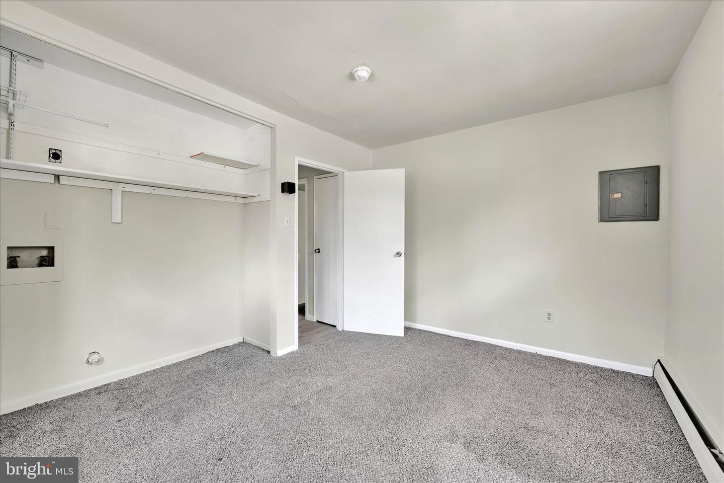 100 E Glenolden Ave # P12 photo 16