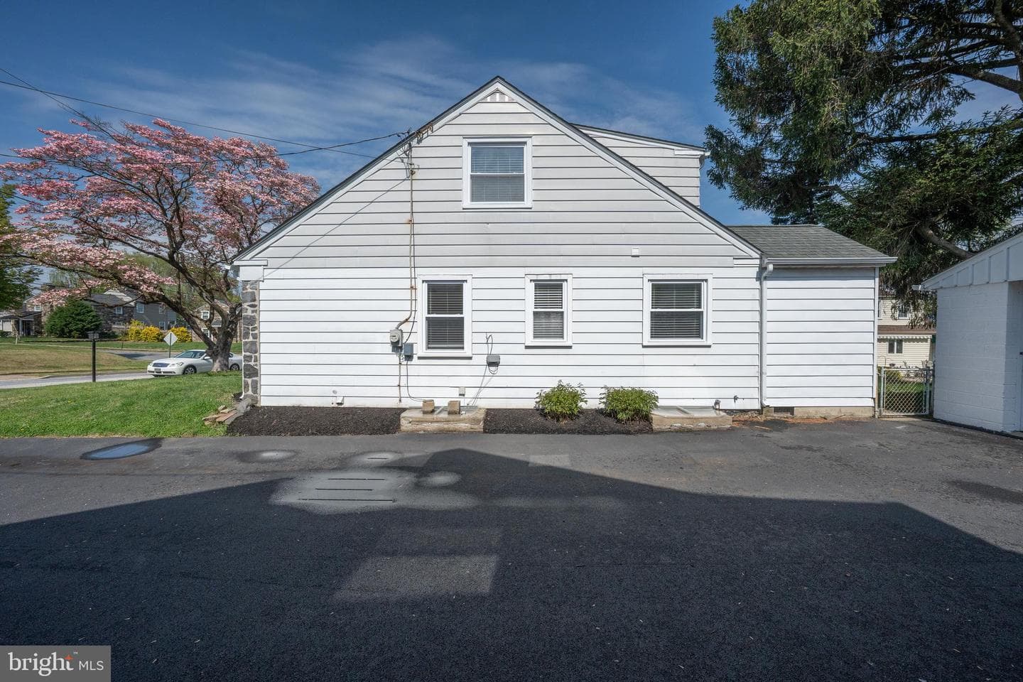 1305 Center Road photo 34