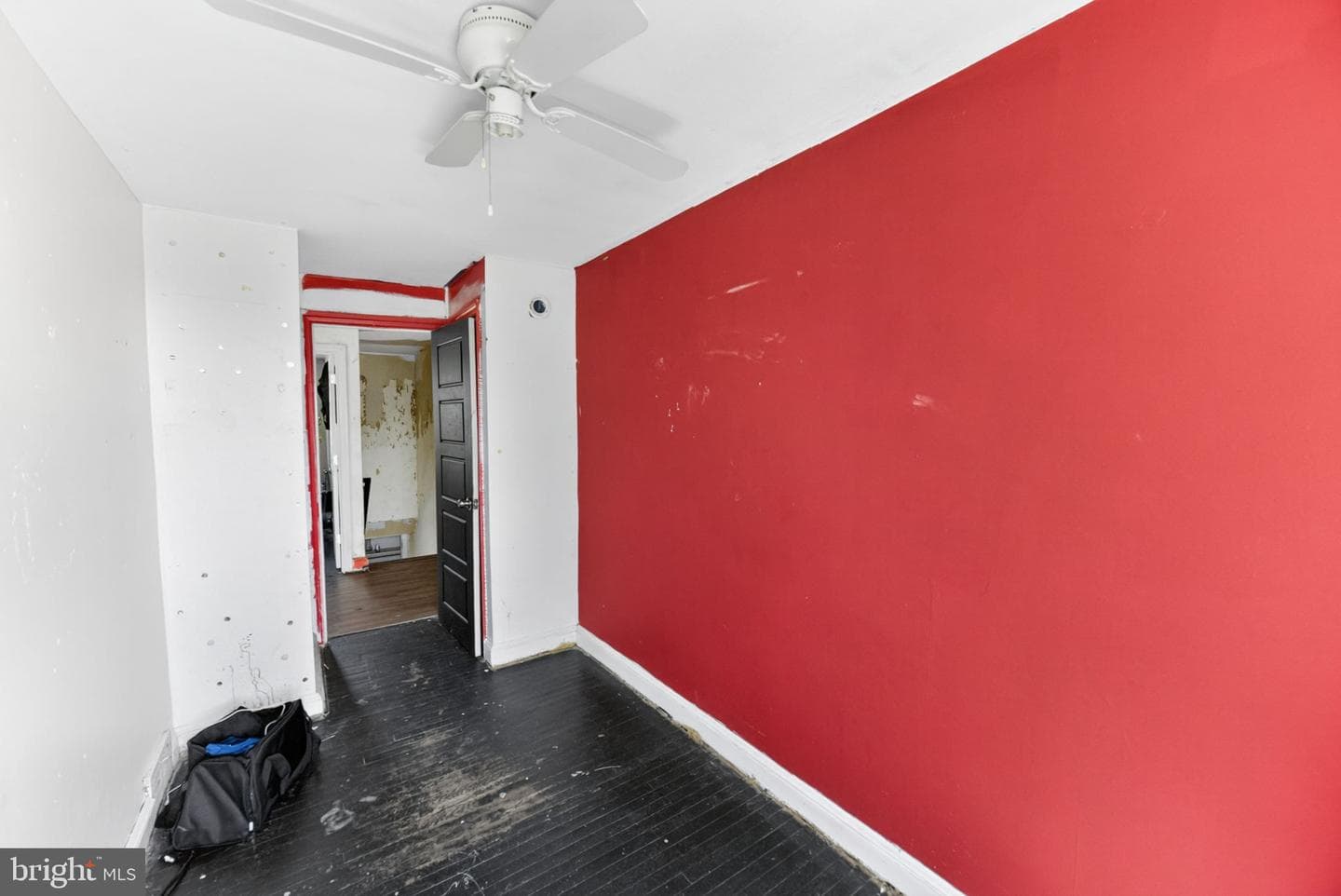 236 W Washington Avenue photo 14