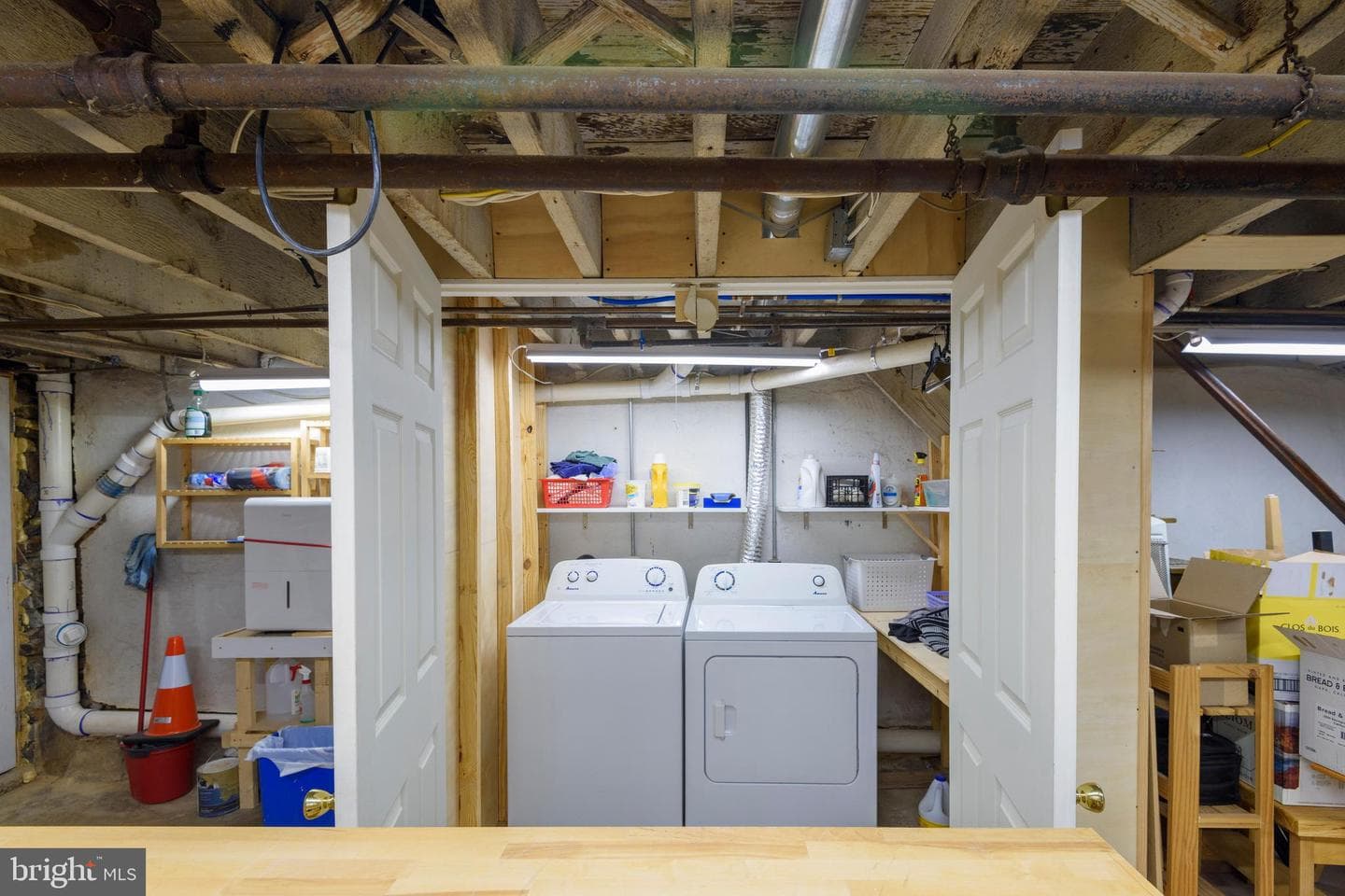 235 W Plumstead Avenue photo 31