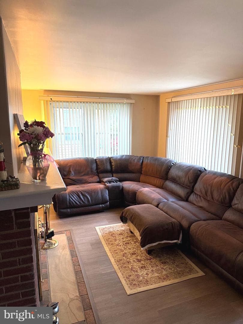 463 Burmont Road photo 9