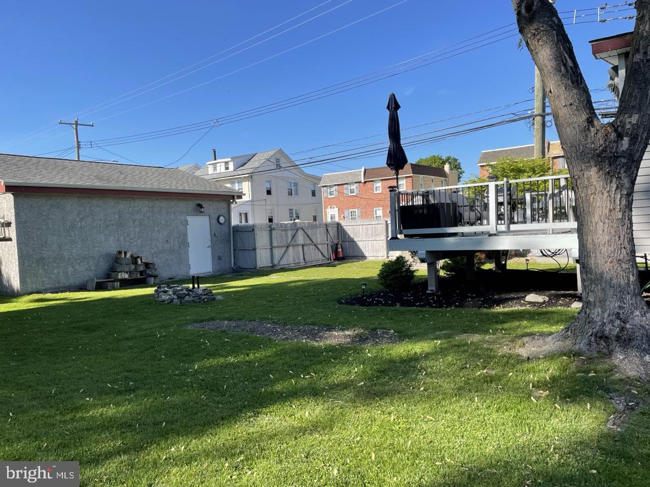 2047 Walnut Street photo 38