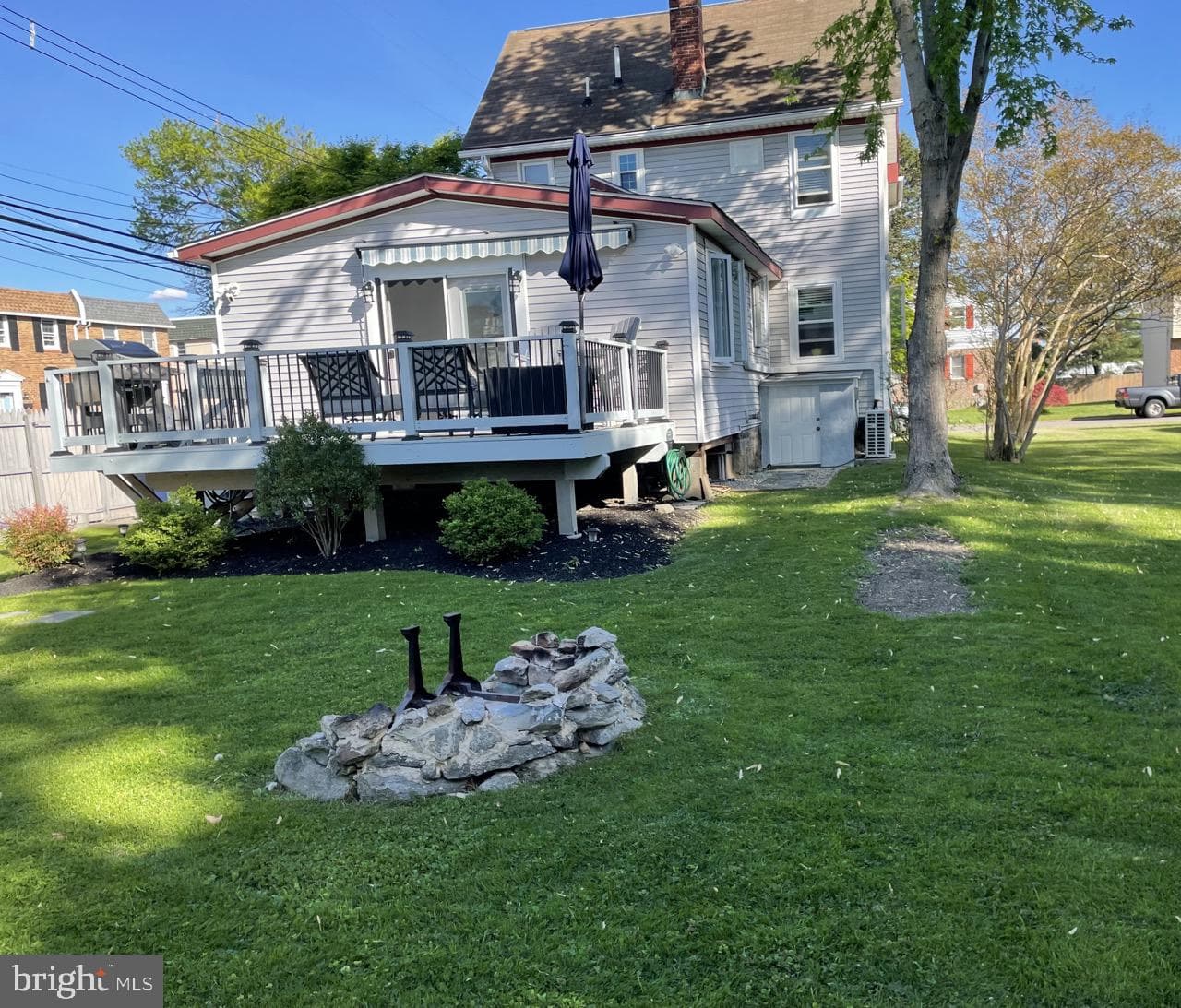 2047 Walnut Street photo 39