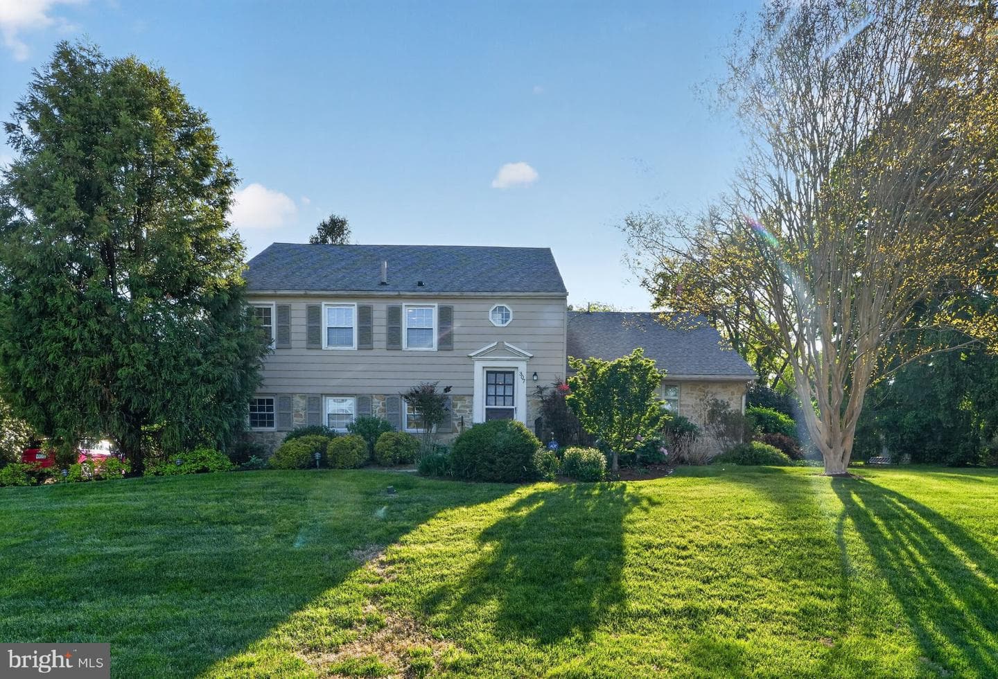 307 Colonial Drive photo 39