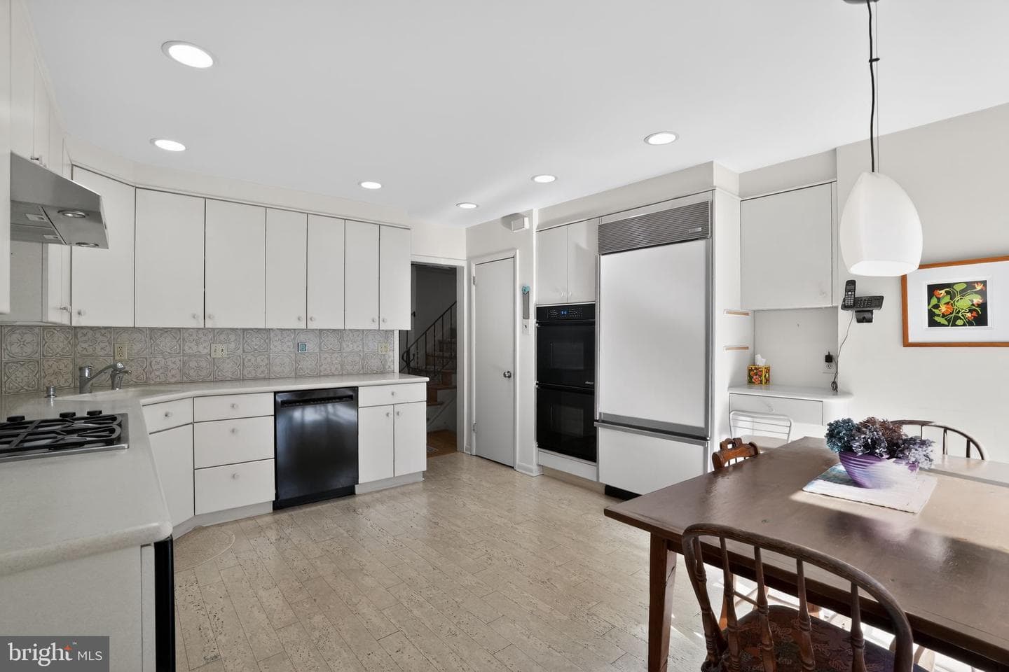 307 Colonial Drive photo 8