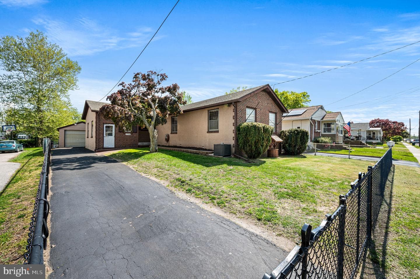 236 Powhattan Avenue photo 5