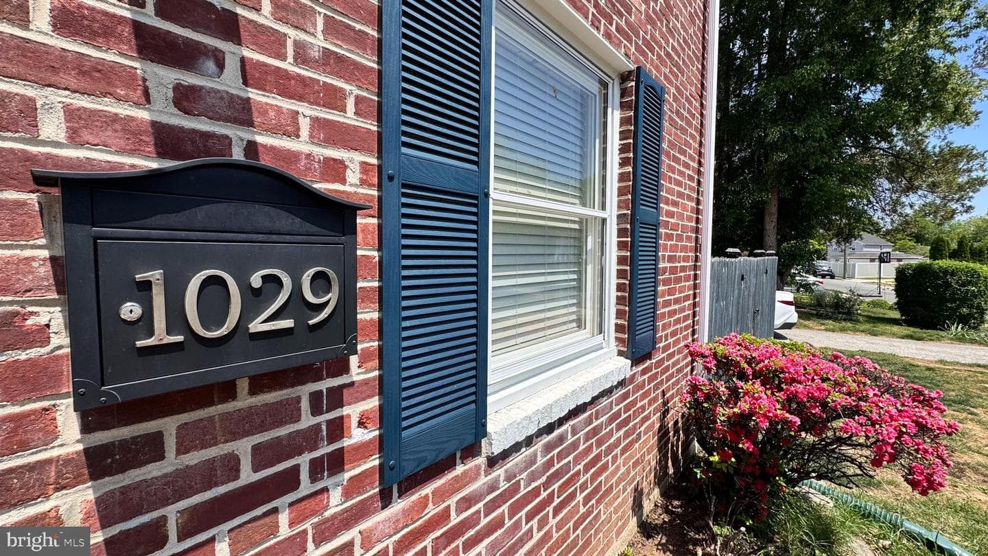 1029 Lamb Road photo 2