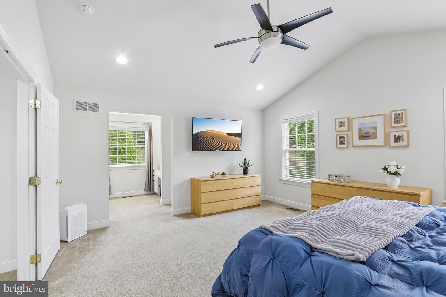 33 Venuti Drive photo 32