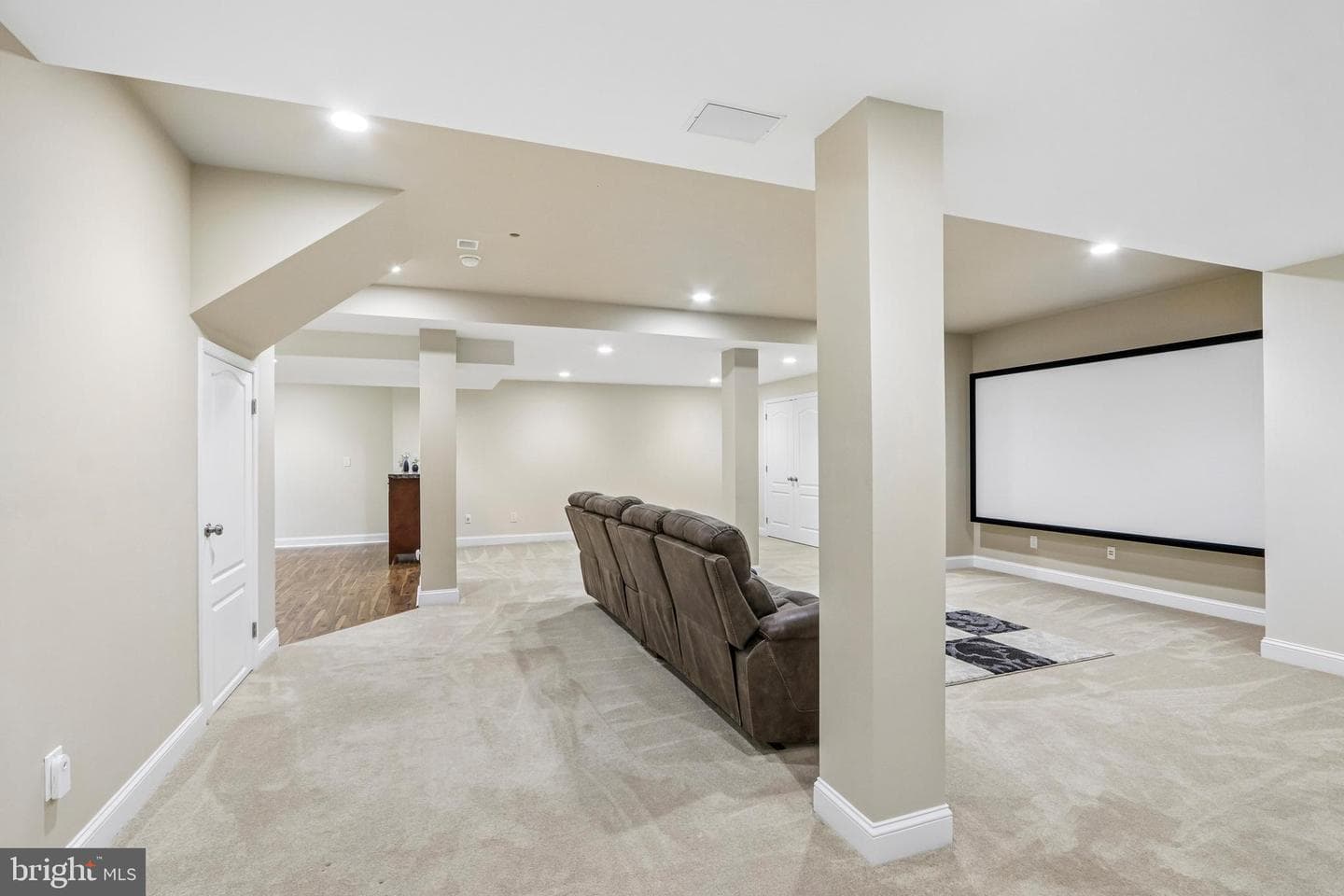 33 Venuti Drive photo 46