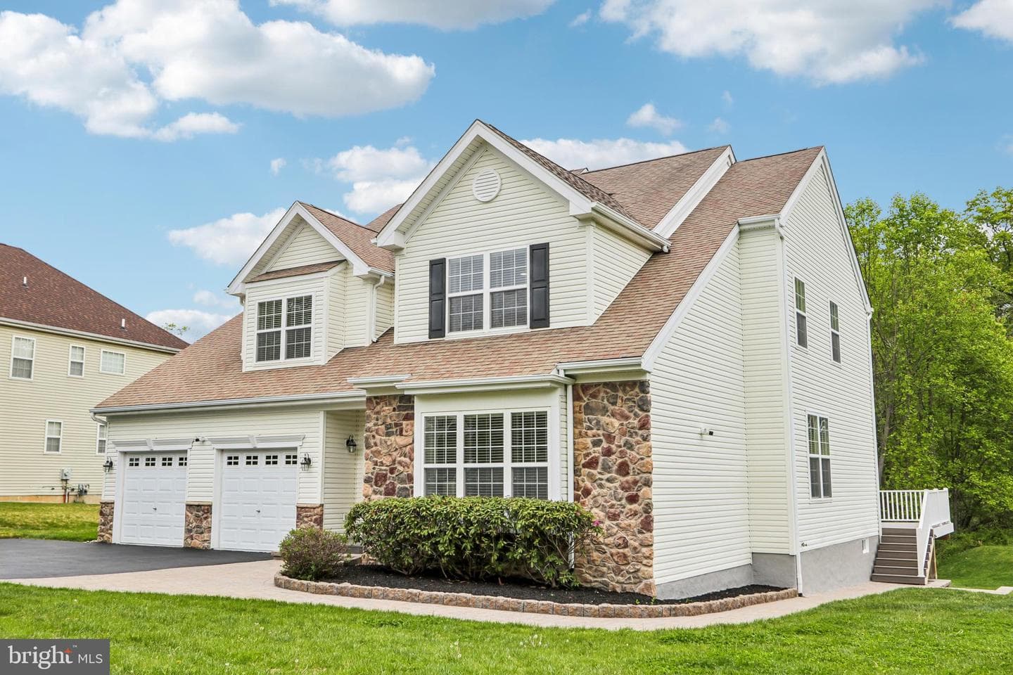 33 Venuti Drive photo 6