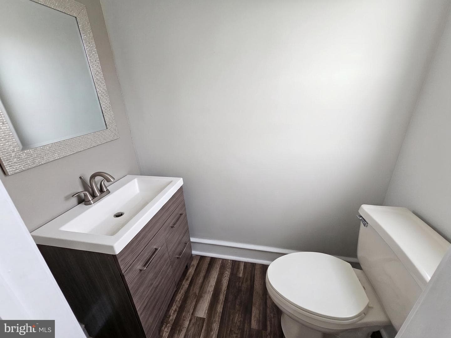 1026 Hansen photo 11