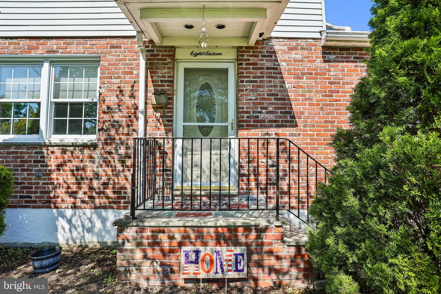 816 Mitchell Avenue photo 2