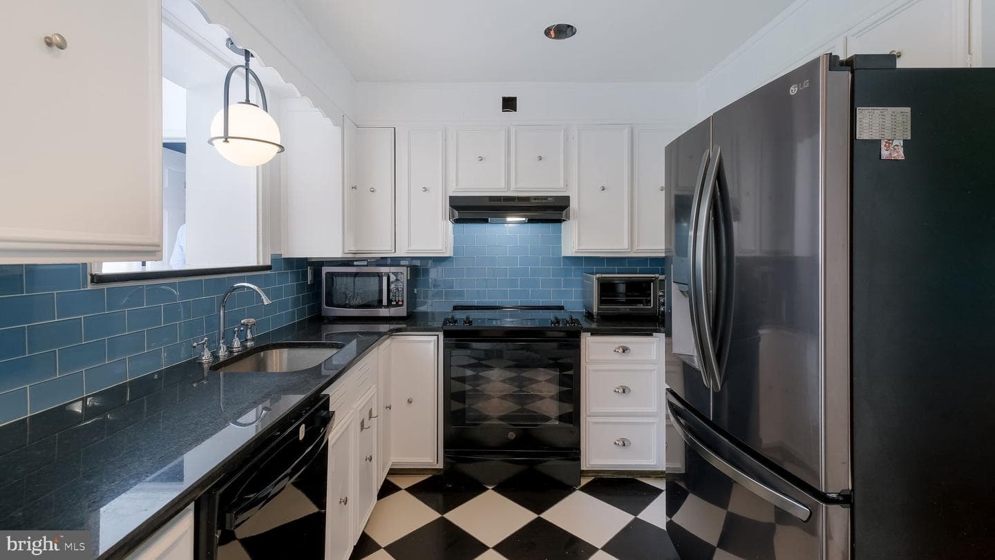 270 Sunnybrook Road photo 12