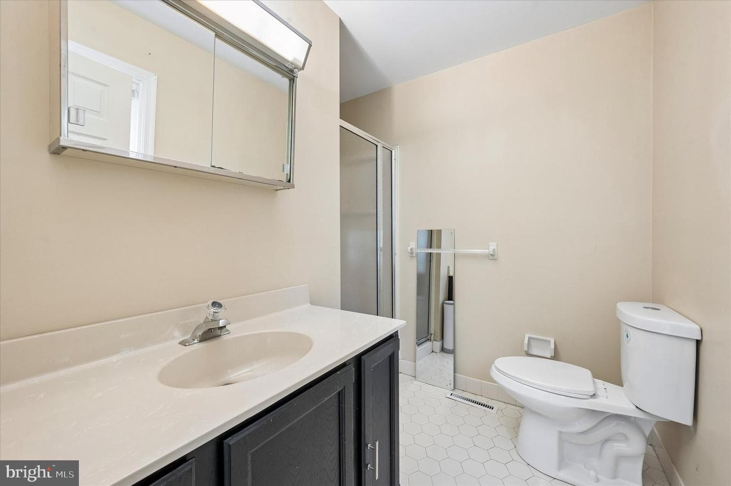 87 Talbot Court photo 18