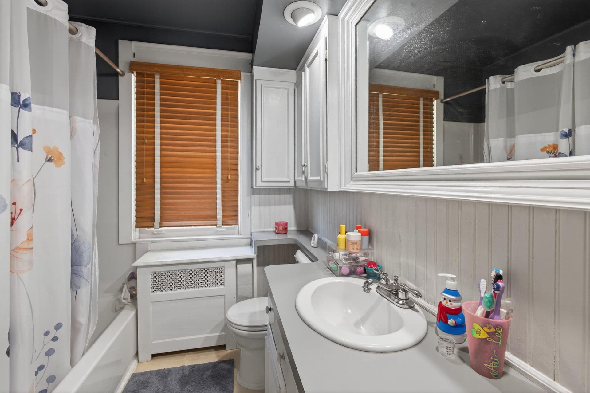 611 Mason Avenue photo 16