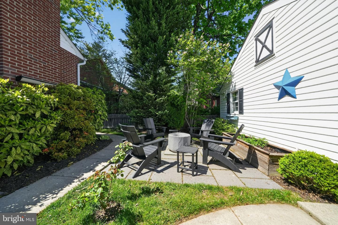 37 Ridley Avenue photo 12