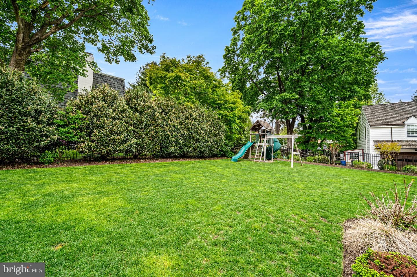 497 Saint Davids Avenue photo 49