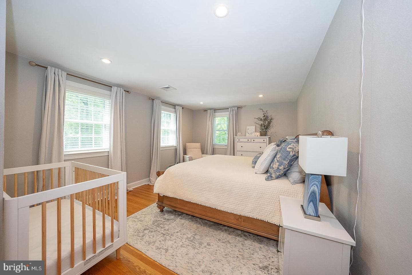 311 Oak Hill Lane photo 23