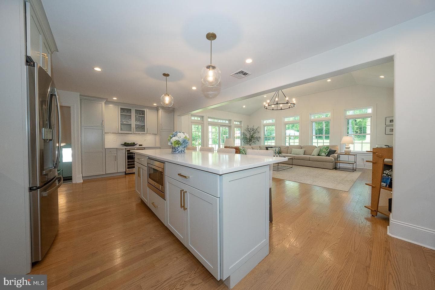 311 Oak Hill Lane photo 9