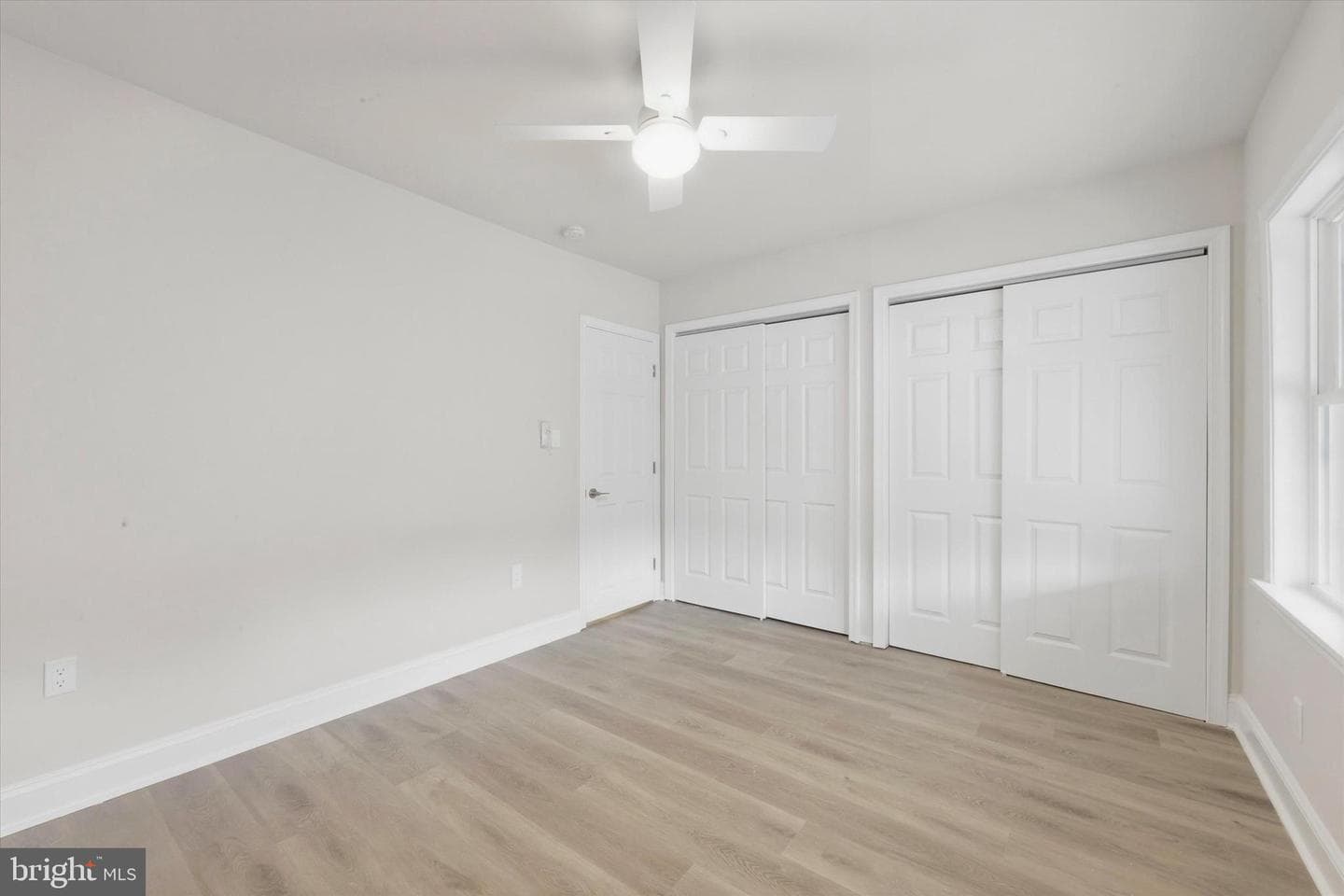 1120 Thomas Street photo 22