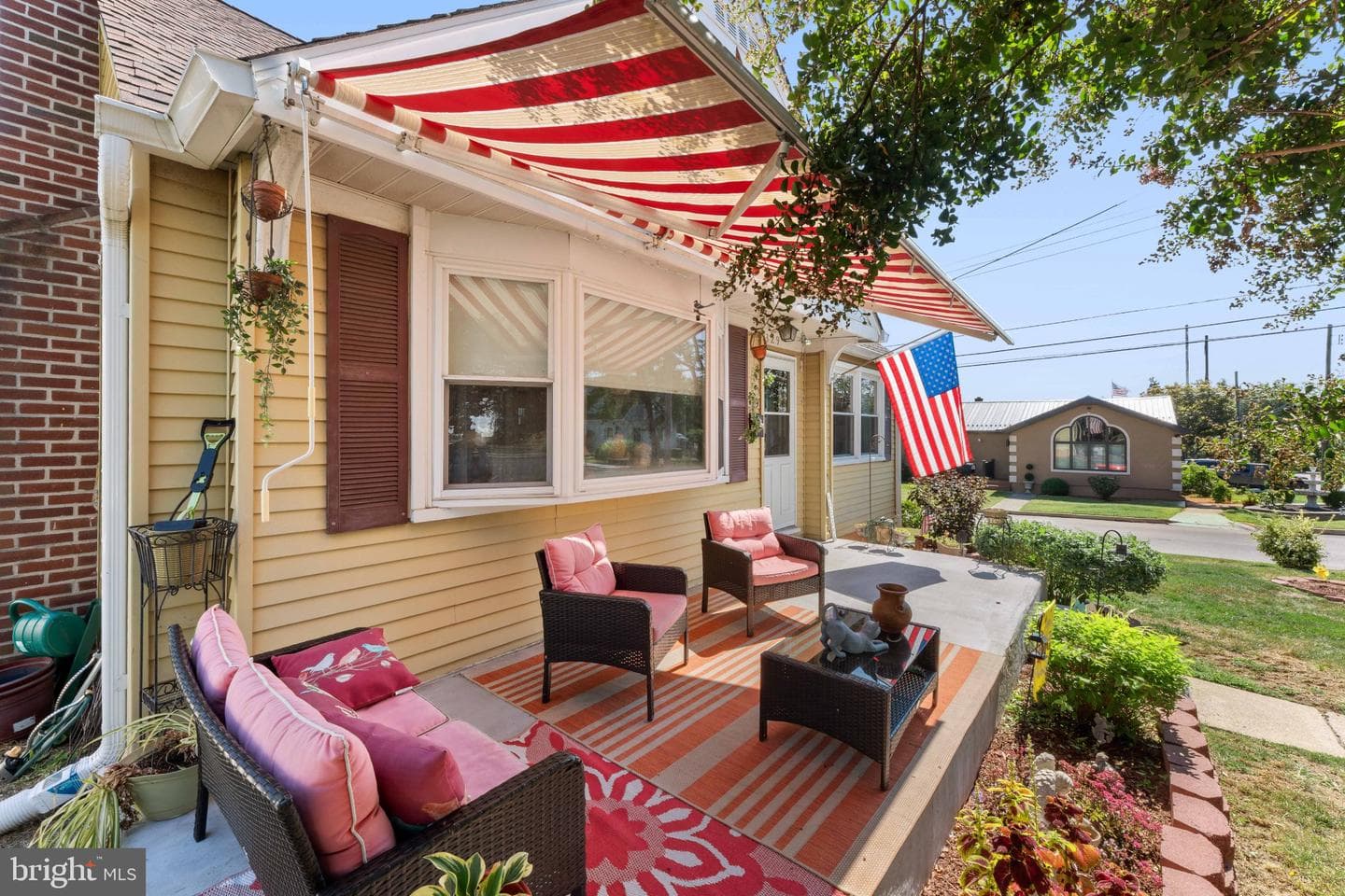 329 Ashland Avenue photo 4