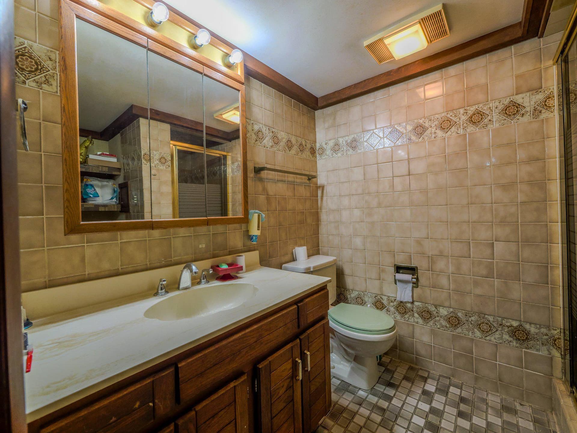 627 W Gardner Avenue photo 36