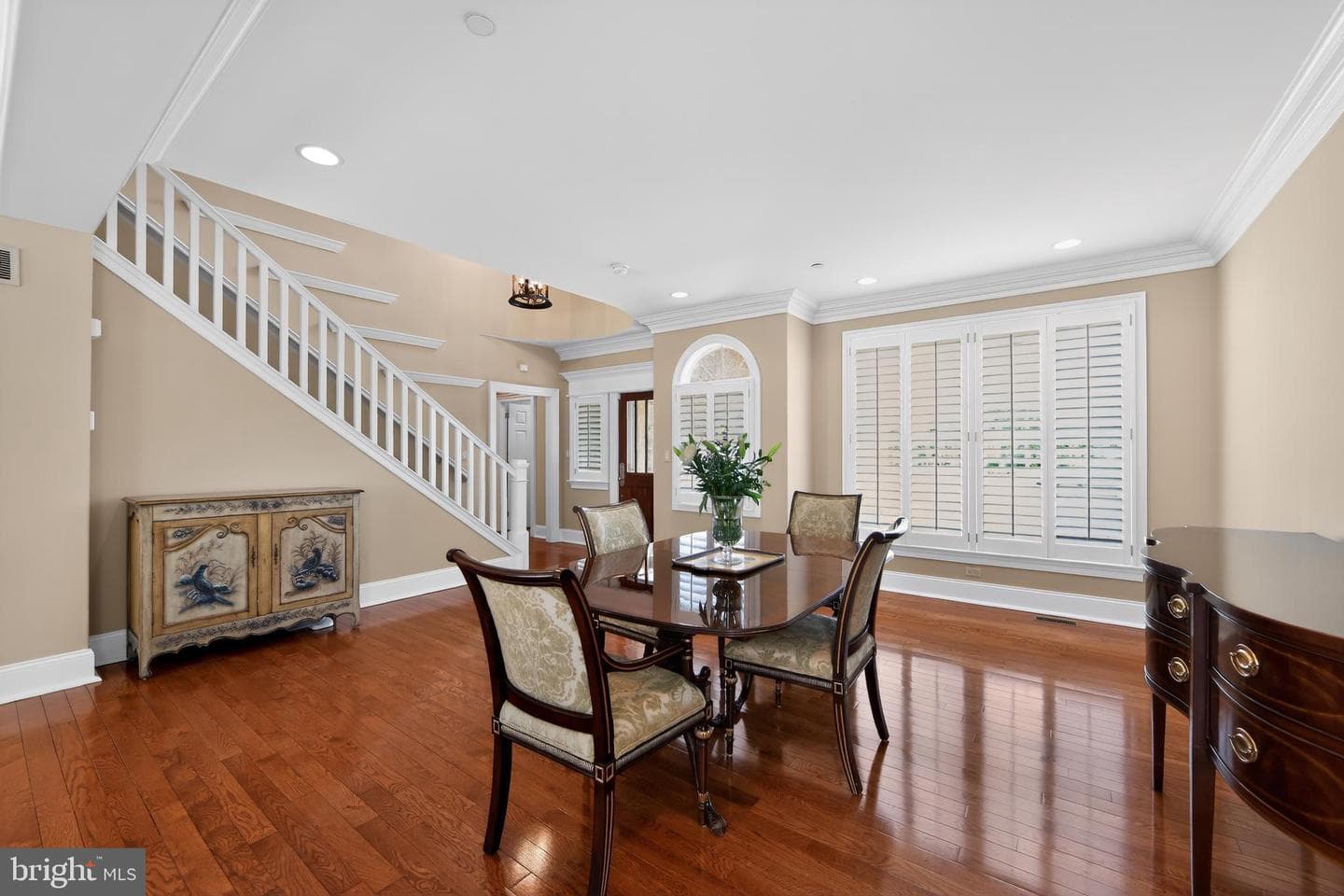 10 Kenmore Lane photo 7