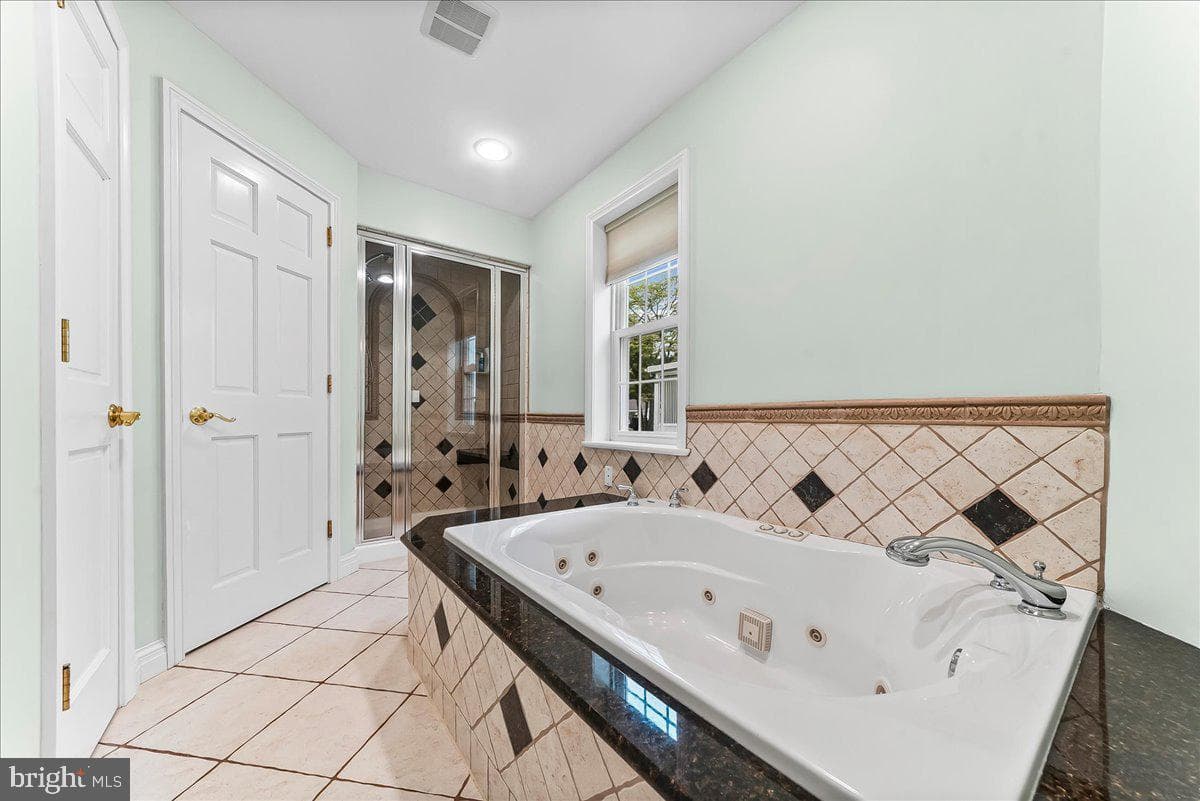 4110 Naamans Creek Road photo 19