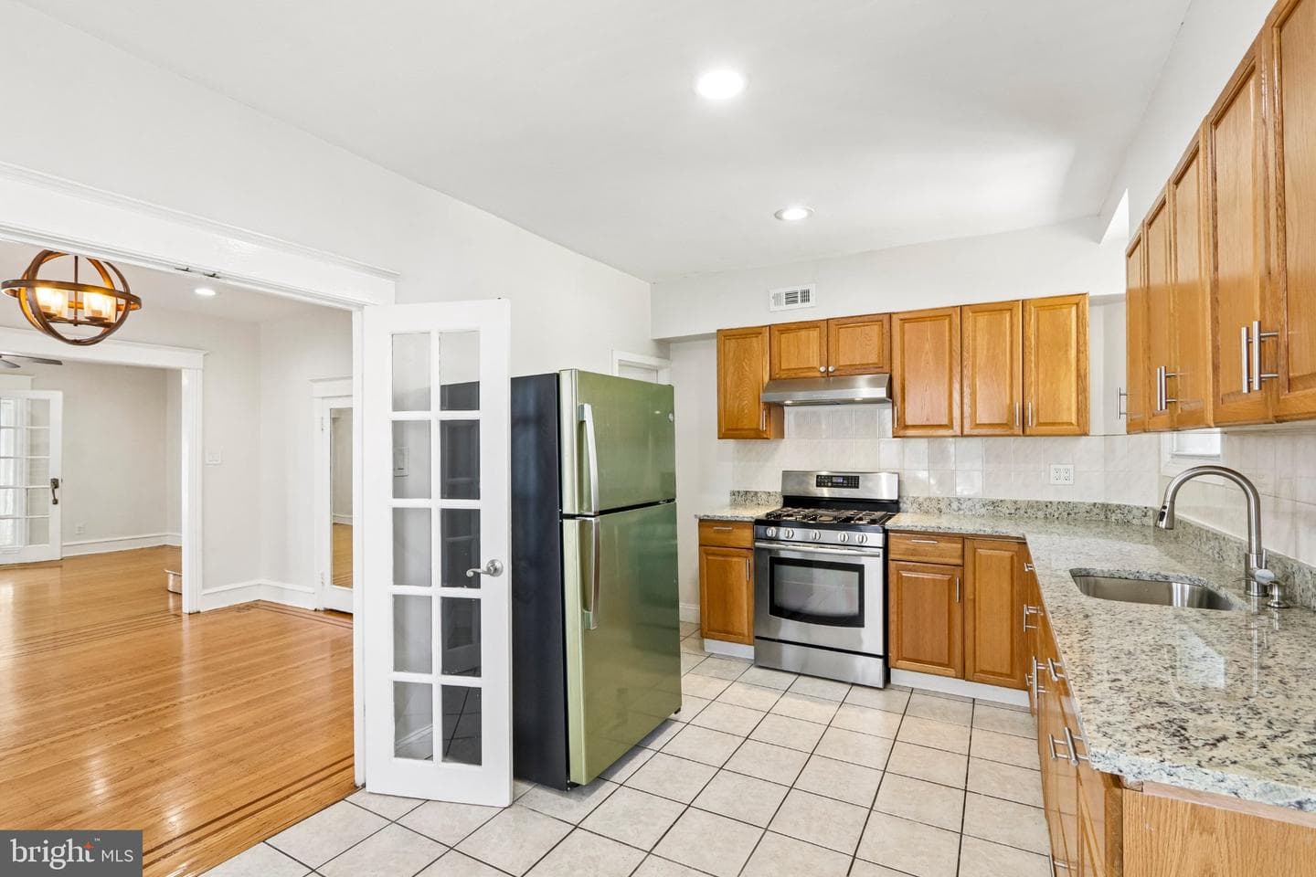 7407 Rogers Avenue photo 17
