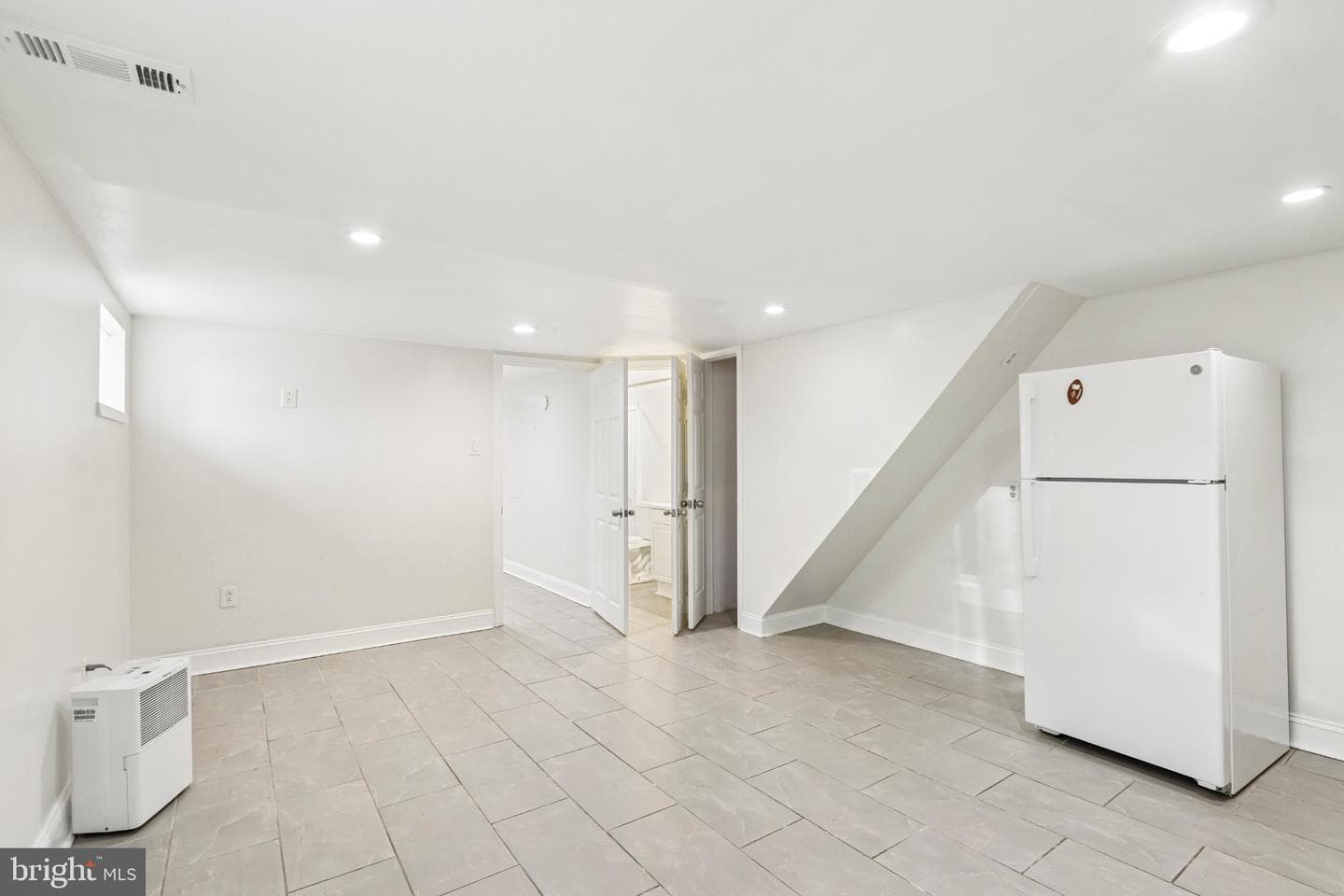 7407 Rogers Avenue photo 37