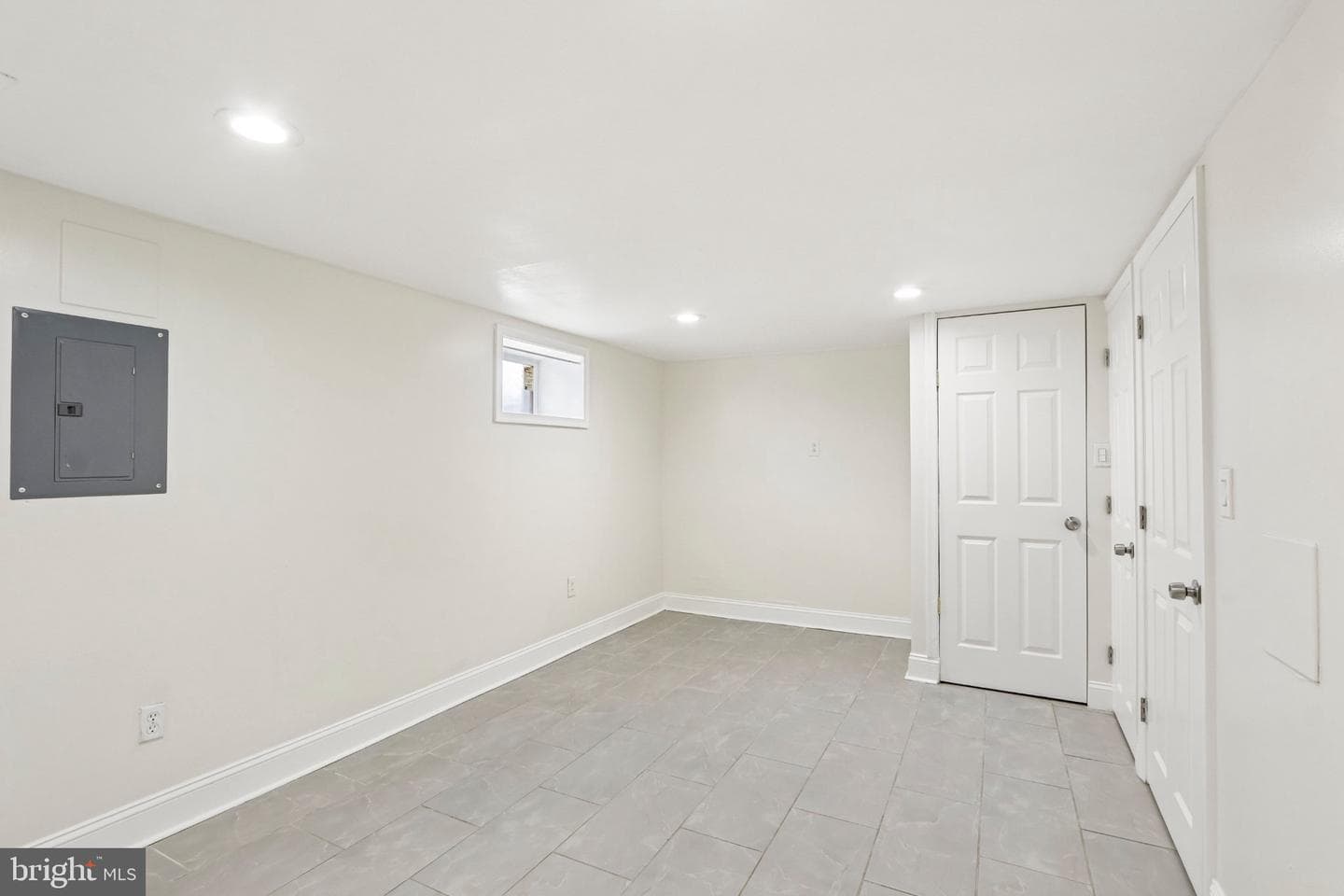7407 Rogers Avenue photo 40